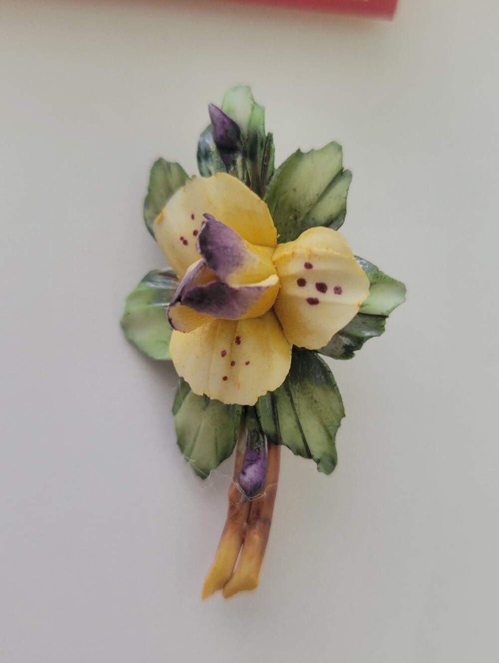 Vintage Capodimonte Porcelain Floral Brooch With Box And Certificate - Picture 2 of 6